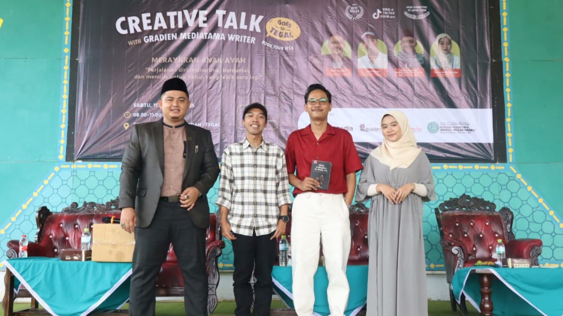 Kegiatan Inspiratif: Kunjungan Penulis di Pondok Pesantren Darul Mujahadah
