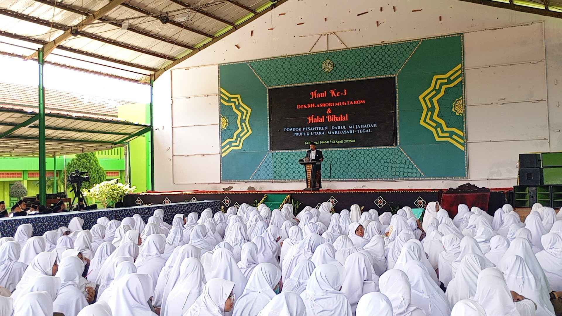 Memperingati Haul ke-3 Drs. KH. Asrori Muhtarom dan Acara Halal Bihalal Ponpes Darul Mujahadah 