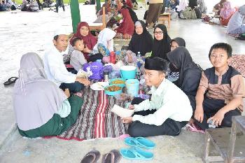 Penjengukan Santriwati Sambut Bulan Suci Ramadan di Darul Mujahadah